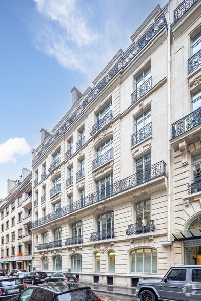 6-8 Rue Duret, Paris for lease - Building Photo - Image 2 of 3