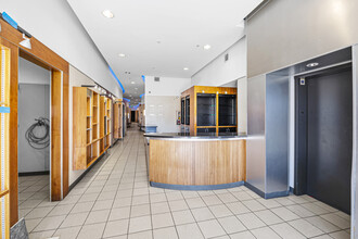 321 Santa Monica Blvd, Santa Monica, CA for lease Interior Photo- Image 2 of 2