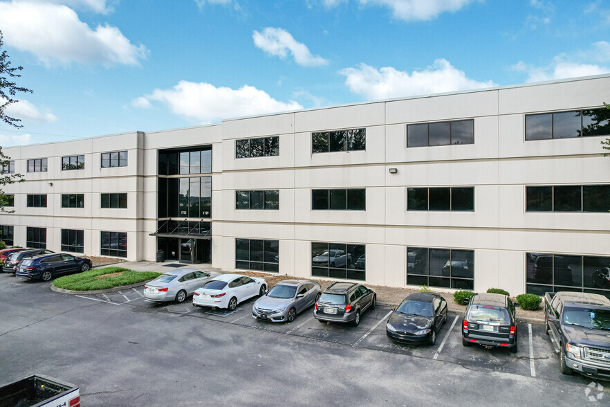 1721-1729 Midpark Rd, Knoxville, TN for lease - Building Photo - Image 1 of 5