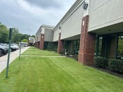 1305 Lakes Parkway Suite 129 Lawrenceville GA - Warehouse