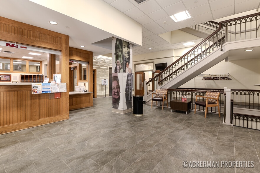 25 Sheldon Ave SE, Grand Rapids, MI for sale - Building Photo - Image 2 of 28