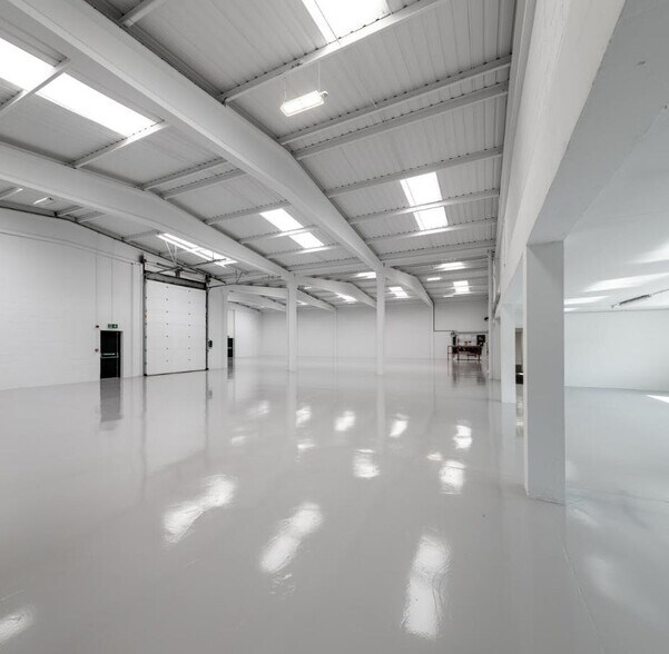 Telford Way, London for lease - Building Photo - Image 2 of 9