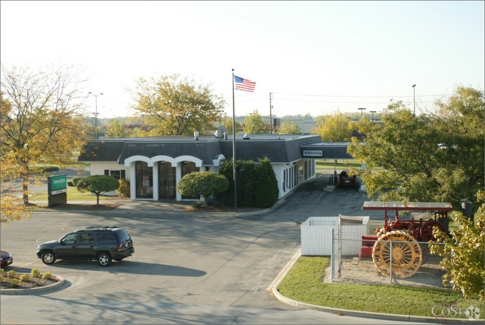 1977 W Galena Blvd, Aurora, IL for sale Primary Photo- Image 1 of 1