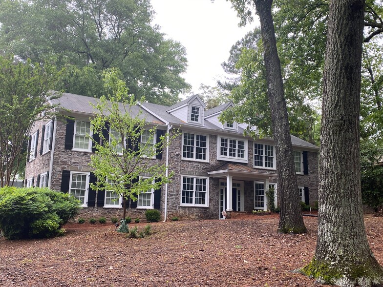 375 Maxwell Rd, Alpharetta, GA 30009