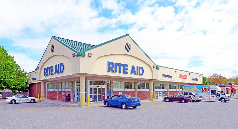 200 Social St, Woonsocket, RI for sale - Building Photo - Image 1 of 1