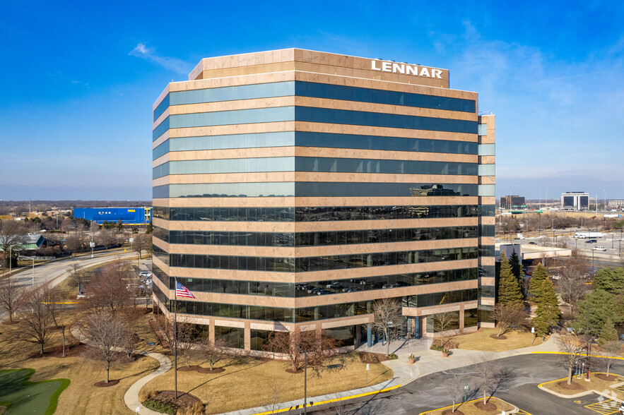 1700 E Golf Rd, Schaumburg, IL for lease - Building Photo - Image 1 of 14