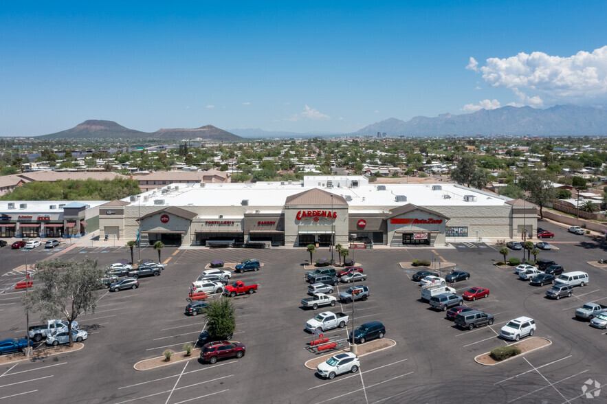 902 W Irvington Rd, Tucson, AZ for lease - Aerial - Image 3 of 3