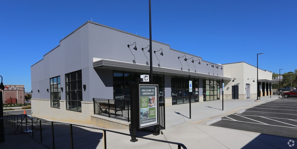 12151 W Broad St, Richmond, VA for lease - Building Photo - Image 2 of 5