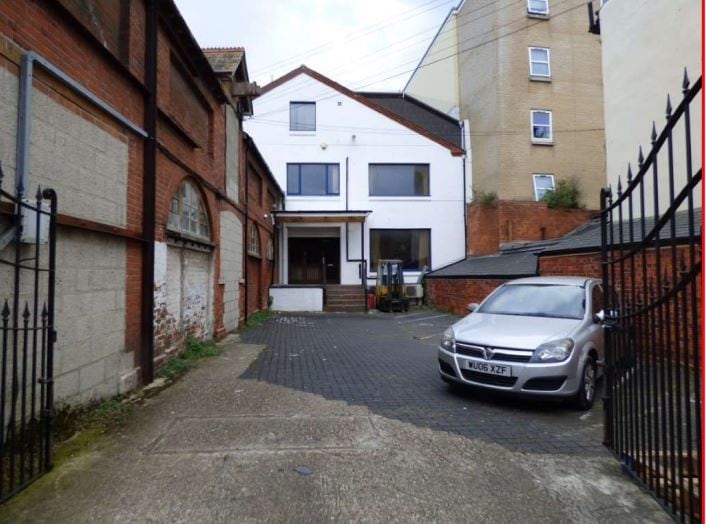 11 St Nicholas St, Weymouth for sale Primary Photo- Image 1 of 1