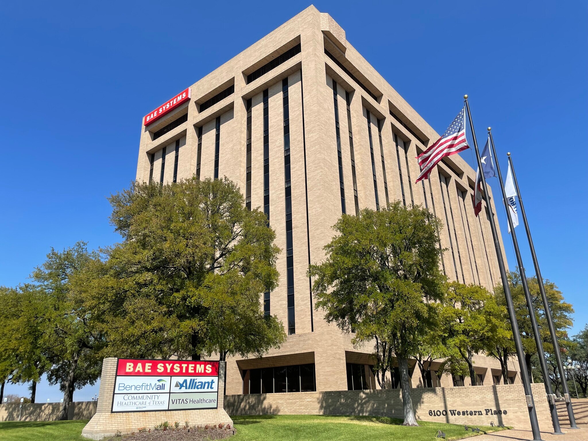 6100 Western Pl, Fort Worth, TX 76107 Western Place