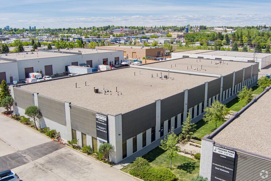 4429 6th St NE, Calgary, AB for sale - Primary Photo - Image 1 of 1