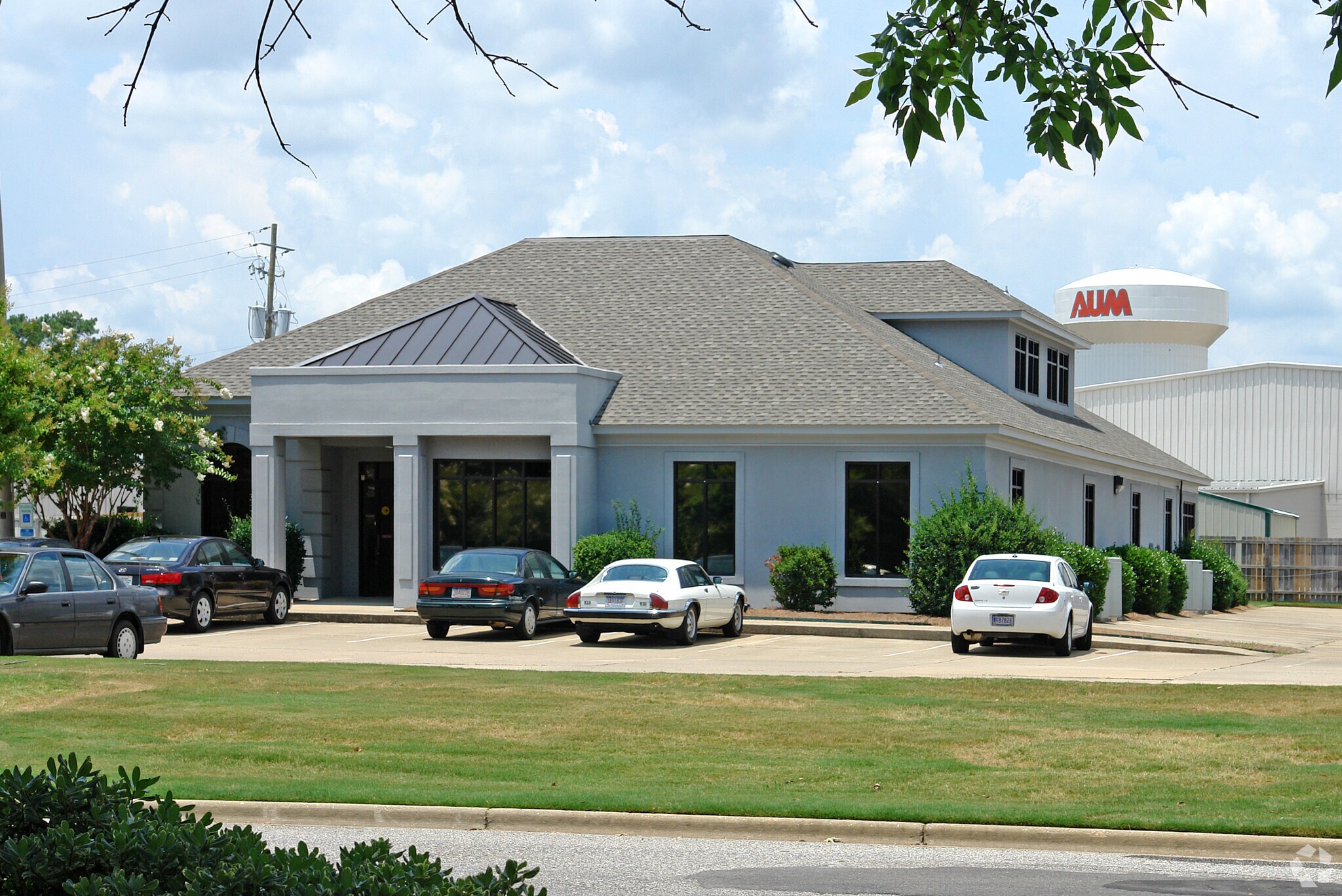 7061 Halcyon Summit Dr, Montgomery, AL 36117 Office for Lease