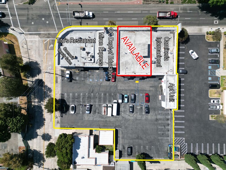 501 W 17th St, Santa Ana, CA for lease - Building Photo - Image 3 of 17