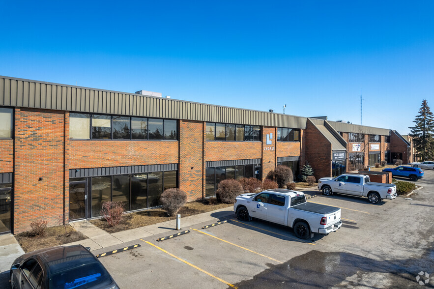 1936 25th Ave NE, Calgary, AB for lease - Building Photo - Image 3 of 6