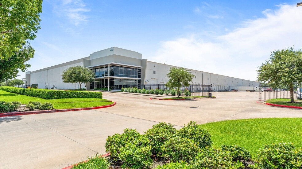 850 Greens Pky, Houston, TX for lease - Primary Photo - Image 1 of 11