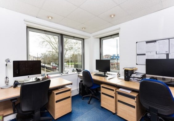 102-104 Church Rd, Teddington for lease - Interior Photo - Image 2 of 5