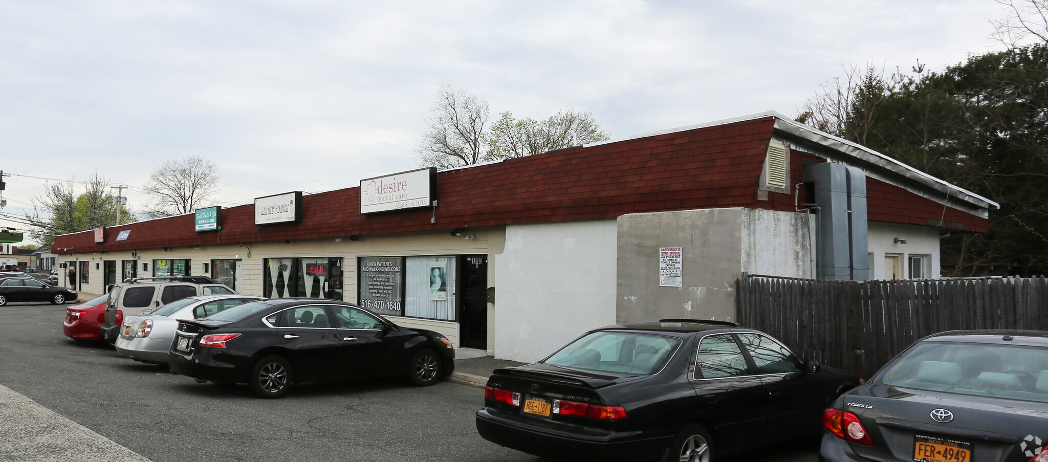 100 Newbridge Rd, Hicksville, NY for sale Primary Photo- Image 1 of 1