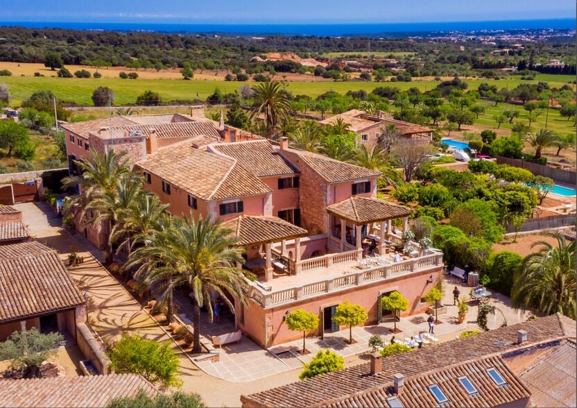 Carretera Felanitx Portocolom Mallorca, Felanitx, Islas Baleares for sale - Building Photo - Image 2 of 10