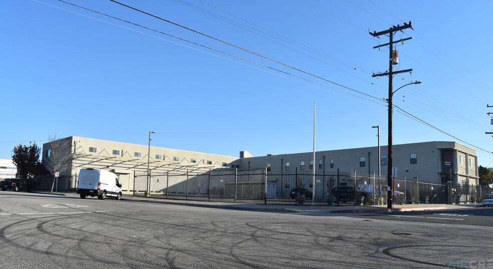 1441 W 130th St, Gardena, CA for lease - Building Photo - Image 1 of 9