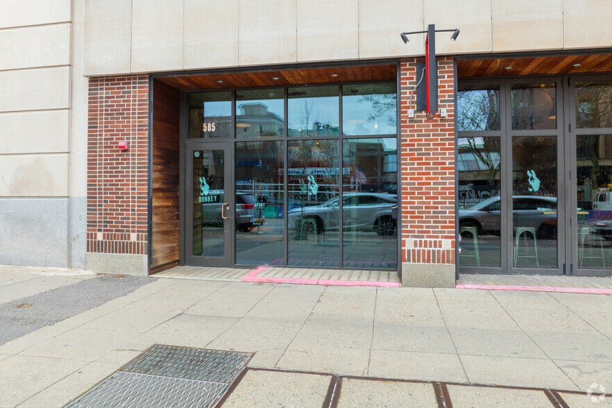 505 Massachusetts Ave, Cambridge, MA for lease - Building Photo - Image 1 of 4