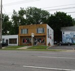 827 W Saginaw St, Lansing MI - Storefront