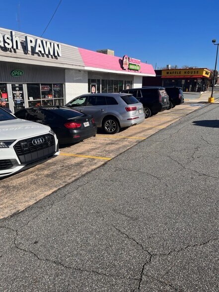 27 W May St, Winder, GA for lease - Building Photo - Image 1 of 4