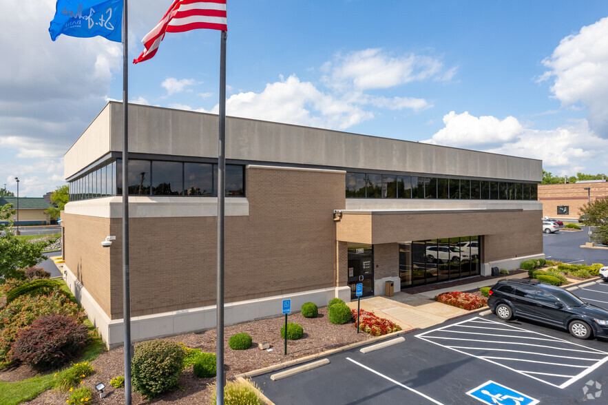 11965 St. Charles Rock Rd, Bridgeton, MO for lease - Primary Photo - Image 1 of 6