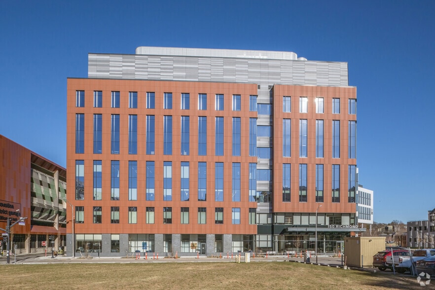 150 Richmond St, Providence, RI for lease - Building Photo - Image 2 of 6