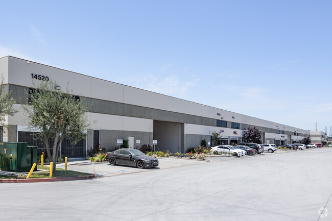 More details for 14512-14518 Garfield Ave, Paramount, CA - Industrial for Lease