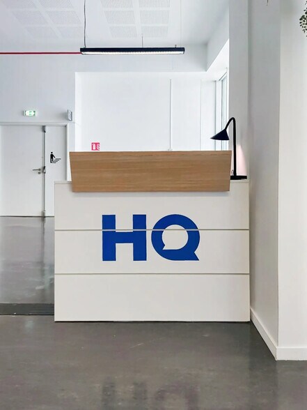 Office in Nice for lease - Interior Photo - Image 3 of 4