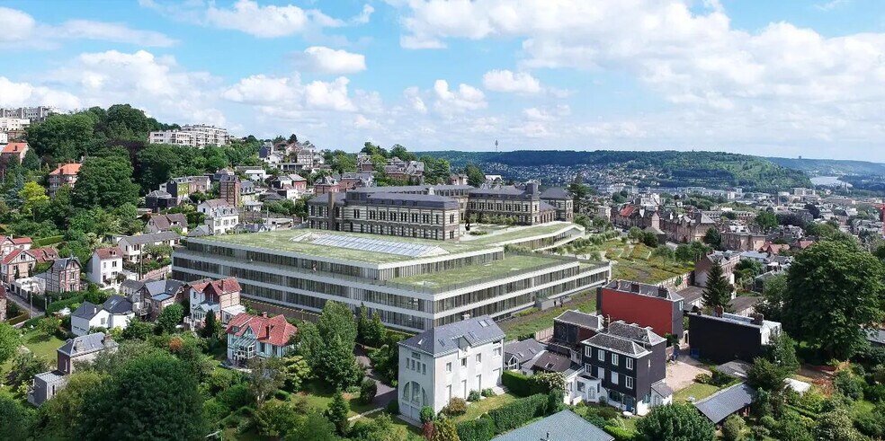 Office in Rouen for lease - Building Photo - Image 1 of 18
