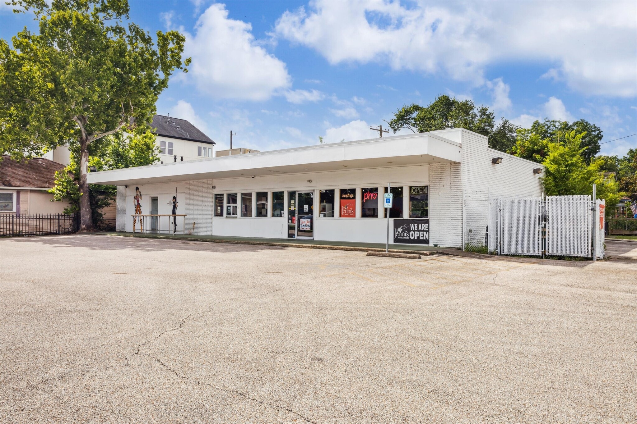 602 E 20th St, Houston, TX for lease Building Photo- Image 1 of 22