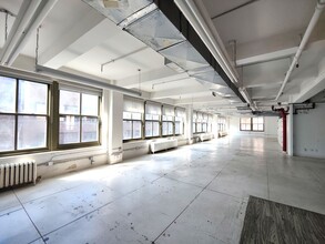 224-232 W 30th St, New York, NY for lease Interior Photo- Image 1 of 8