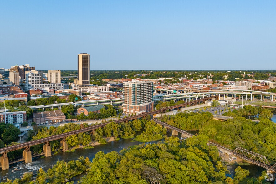 301 Virginia St, Richmond, VA for lease - Aerial - Image 2 of 16
