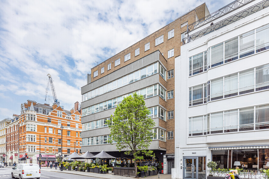 37-40 Berners St, London for lease - Building Photo - Image 2 of 5