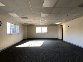 35935 Ecorse Rd, Romulus, MI for lease Interior Photo- Image 2 of 6