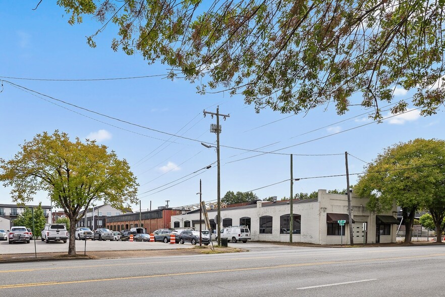 1600 Broad St, Chattanooga, TN for sale - Primary Photo - Image 1 of 18