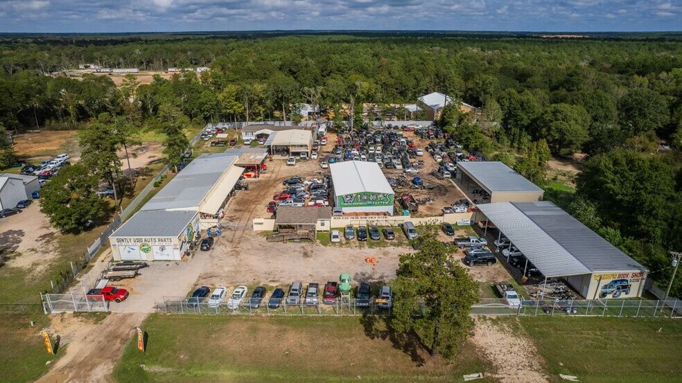 12091 E Highway 105, Conroe, TX for sale - Primary Photo - Image 1 of 1