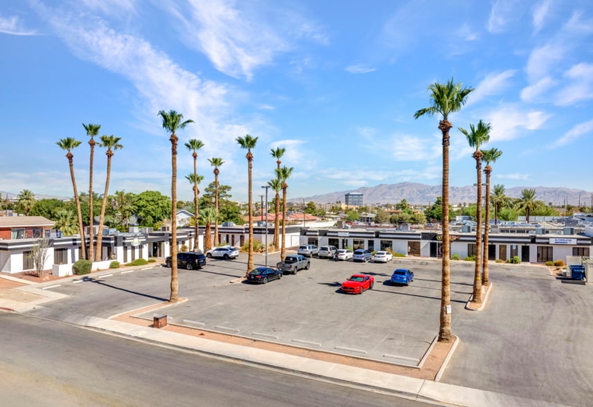 1703 Civic Center Dr, North Las Vegas, NV for sale - Building Photo - Image 1 of 6