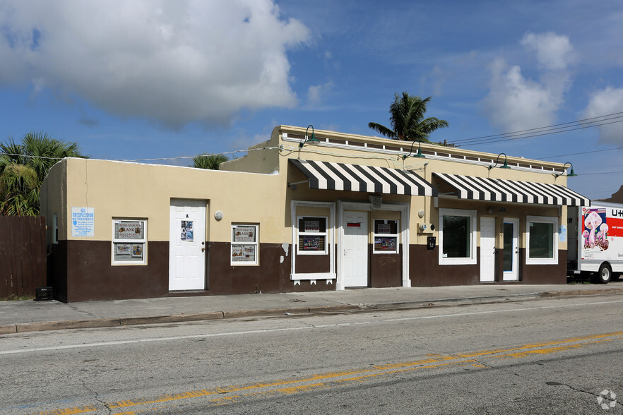 1029-1031 N Tamarind Ave, West Palm Beach, FL for sale - Building Photo - Image 1 of 7