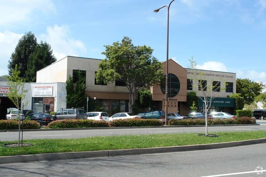 2550 Shattuck Ave, Berkeley, CA for sale - Building Photo - Image 3 of 4