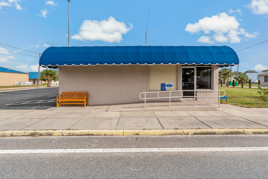 106 Center St, Dundee, FL for sale - Building Photo - Image 1 of 37