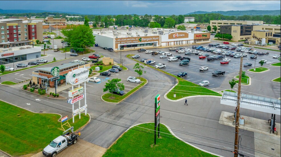 5200-5425 Highway 153, Hixson, TN for lease - Building Photo - Image 2 of 13