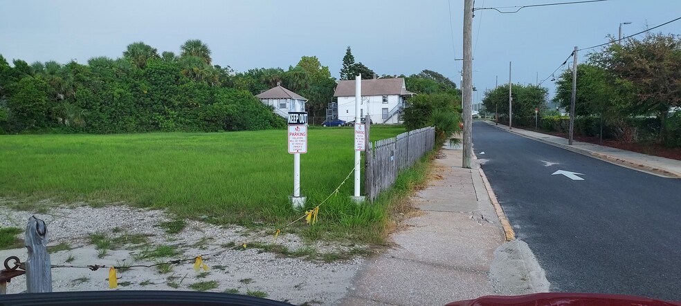 11 Hollywood, Daytona Beach, FL for sale - Building Photo - Image 3 of 3