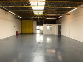 Mount Ave, Milton Keynes for lease Interior Photo- Image 2 of 3