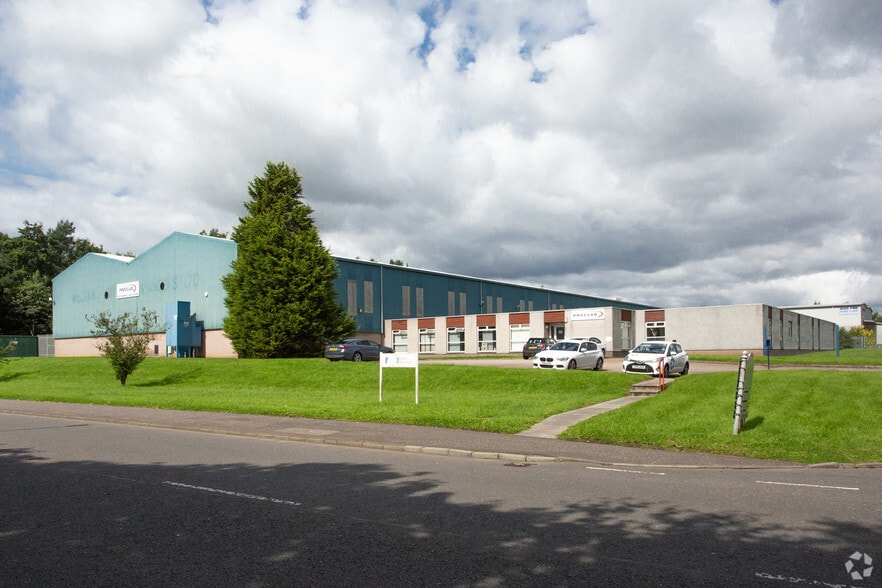 FIFE INDUSTRIAL INVESTMENT PORTFOLIO portfolio of 3 properties for sale on LoopNet.com - Building Photo - Image 2 of 2