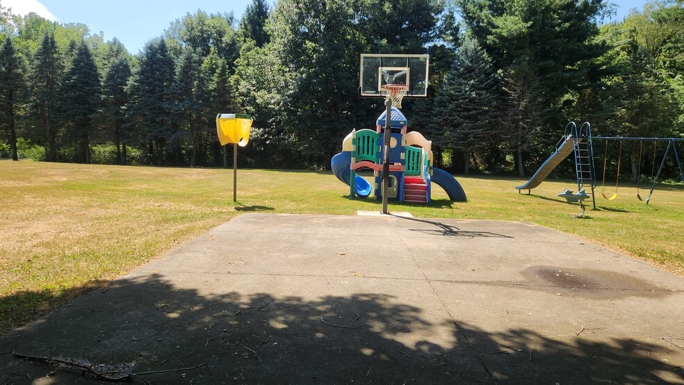 11390 Cross Station Rd, Girard, PA for sale - Building Photo - Image 2 of 16