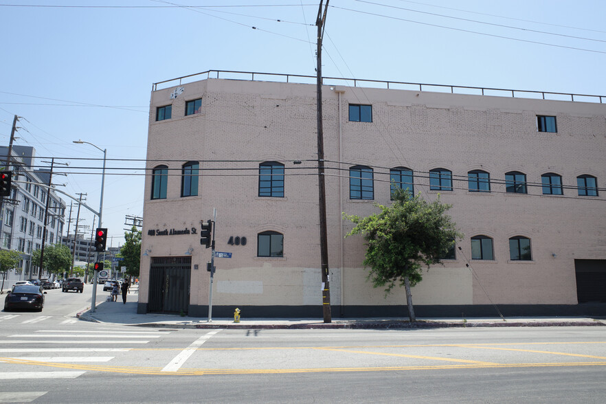 400 S Alameda St, Los Angeles, CA for lease - Building Photo - Image 2 of 18