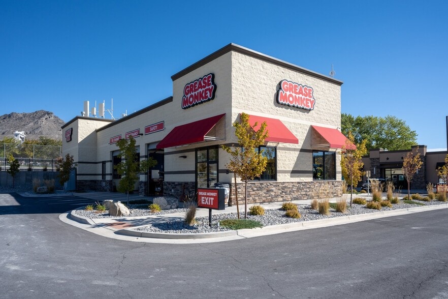 Bomarc Station portfolio of 3 properties for sale on LoopNet.com - Building Photo - Image 1 of 9