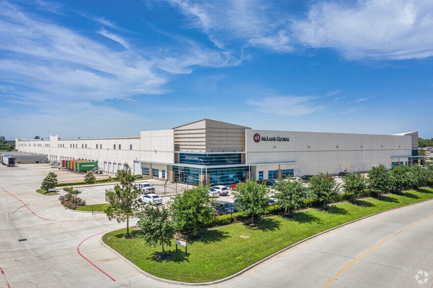 1902 Cypress Station Dr, Houston, TX for sale - Primary Photo - Image 1 of 1